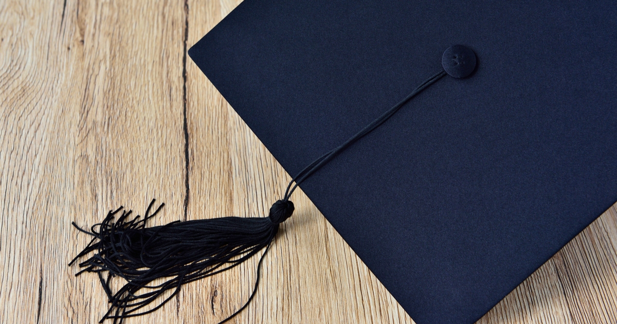 16 Scholarship Essay Examples For Students - Sample Essays